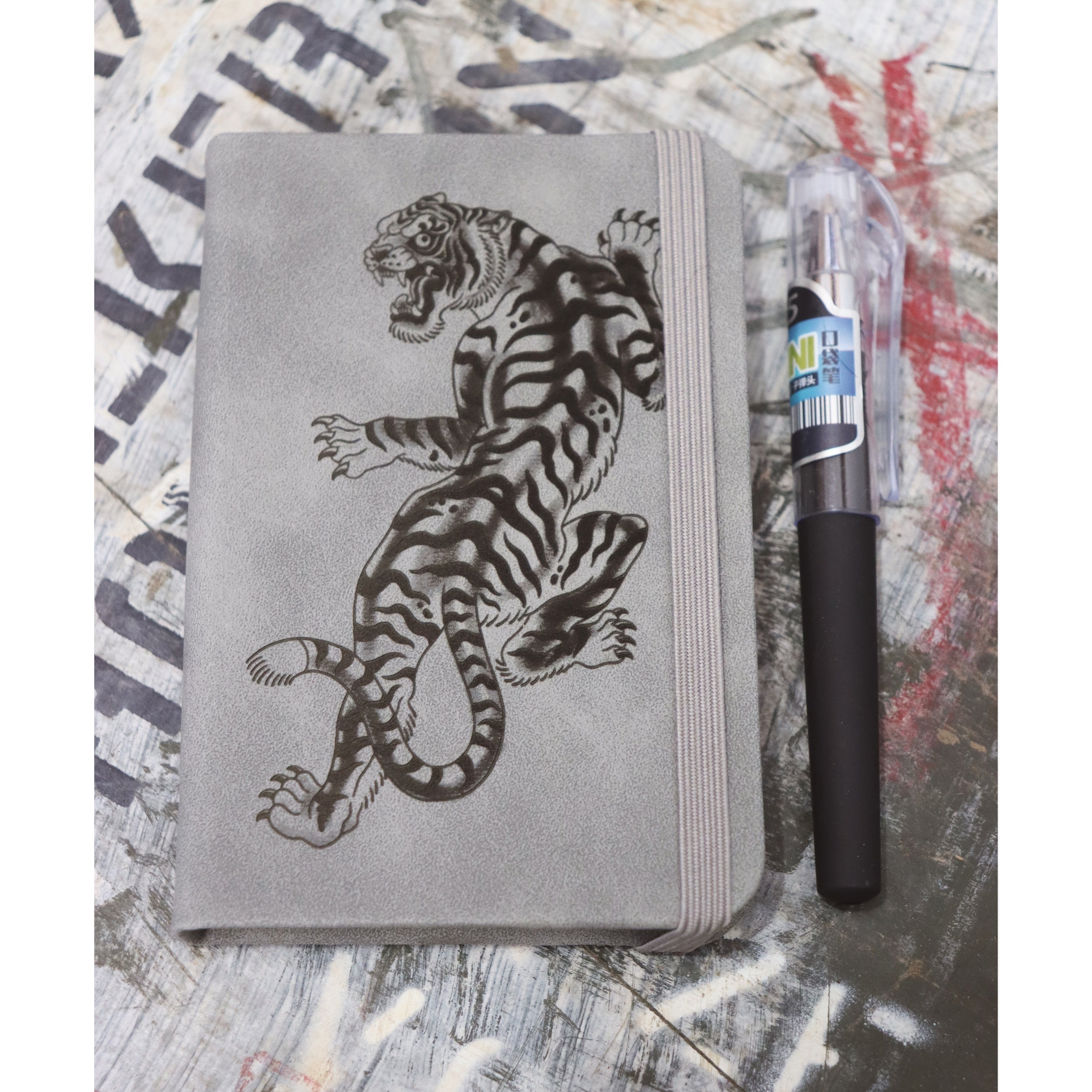 Tiger Grey