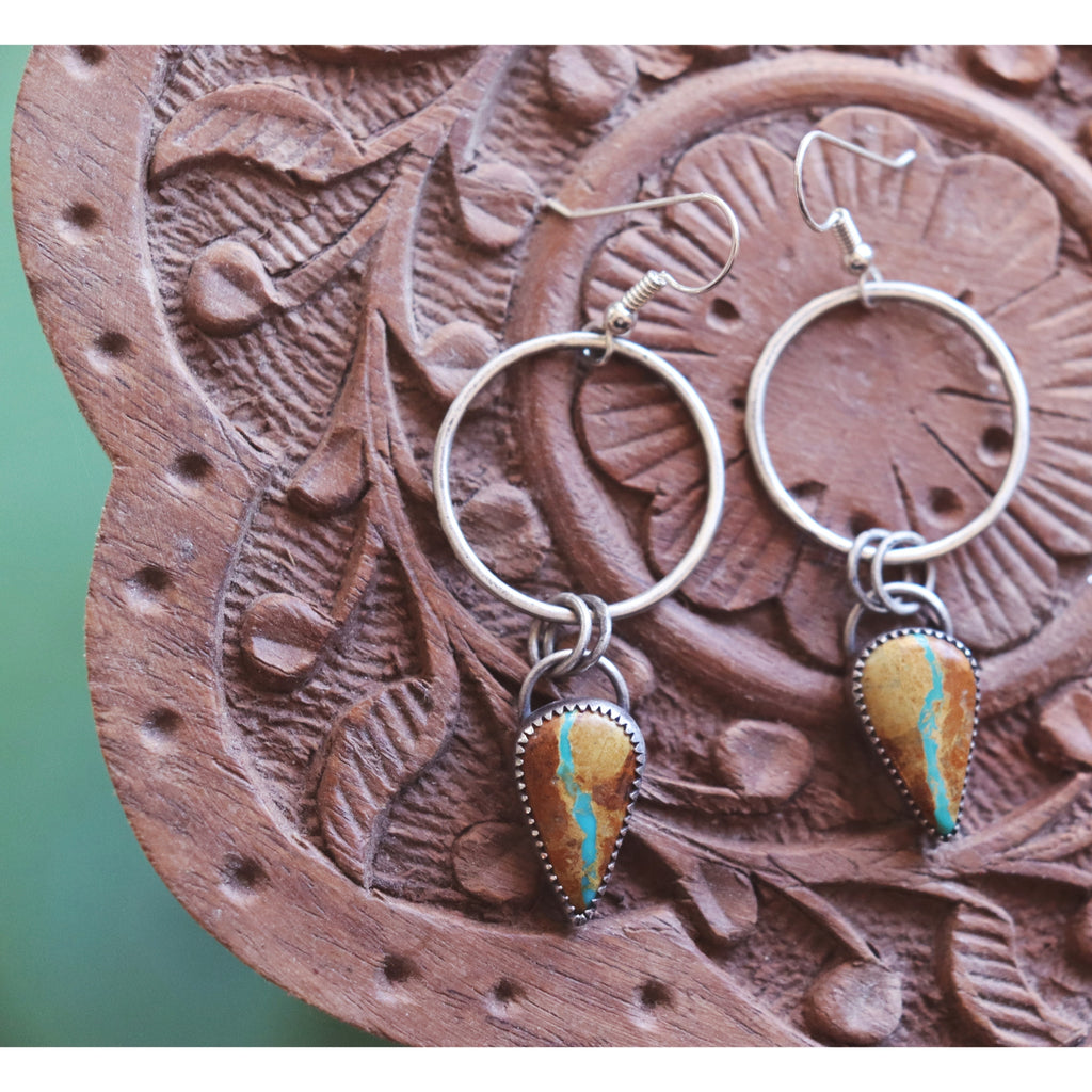 Ribbon Turquoise Drops