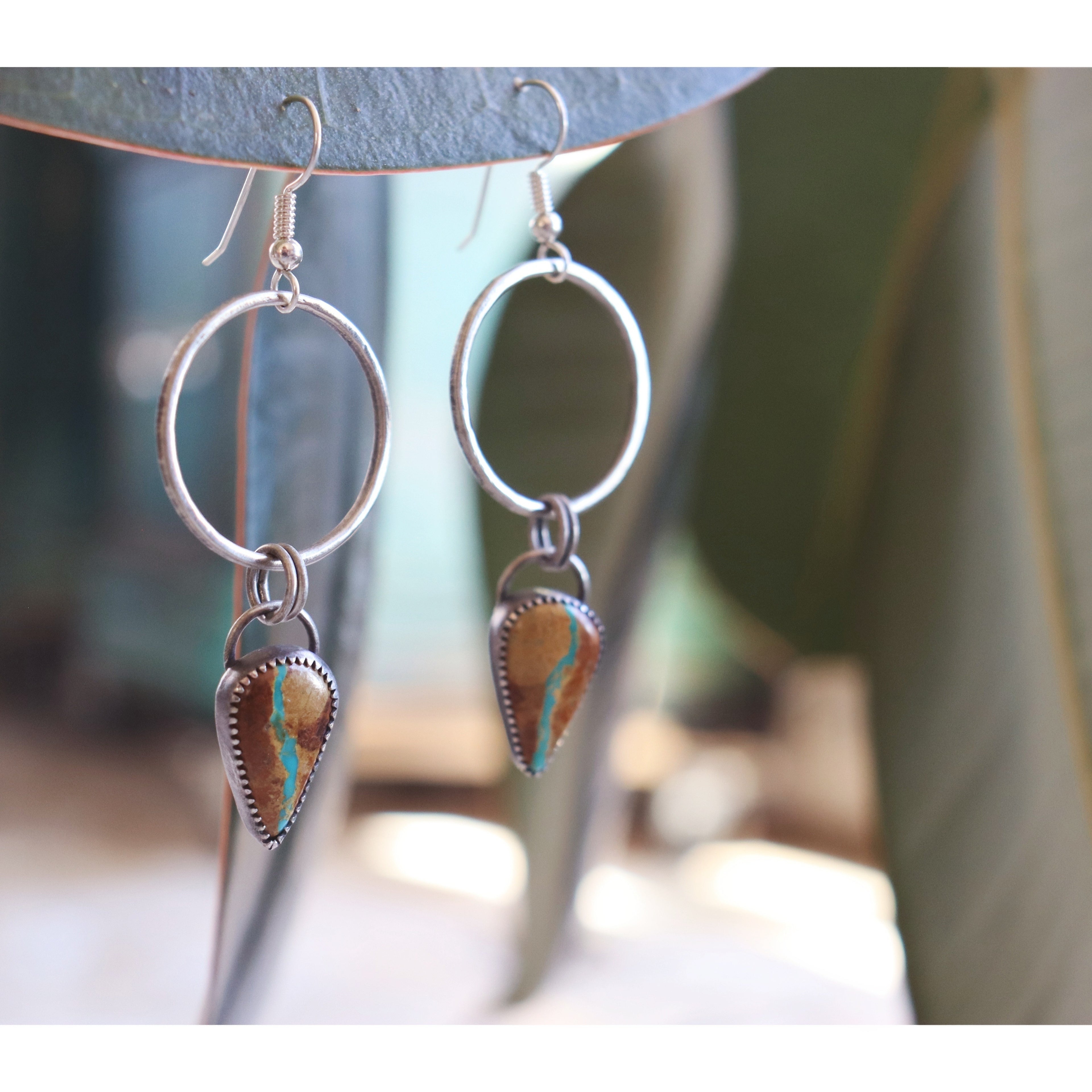 Ribbon Turquoise Drops
